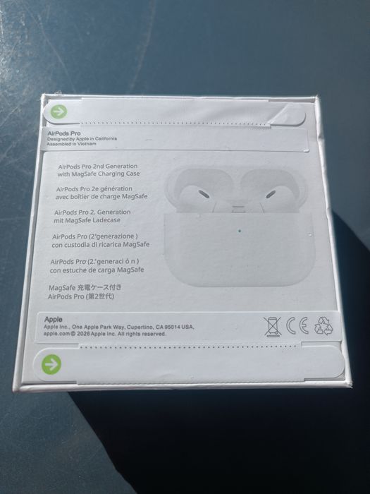 Продам AirPods Pro