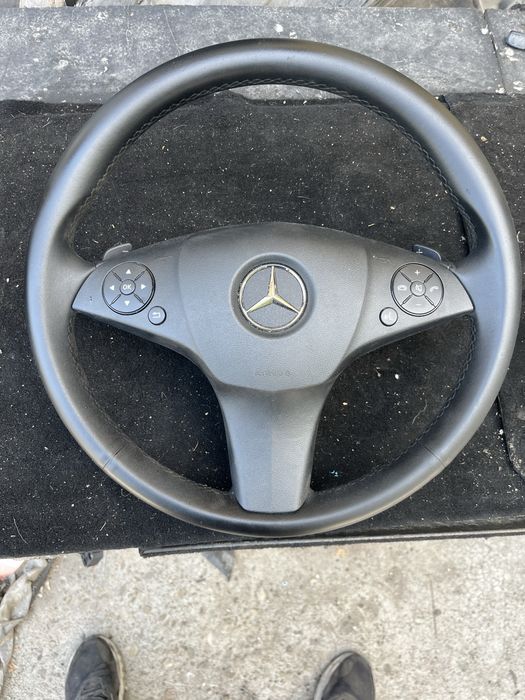 Трилъчев волан комплект Мерцедес  C class W204