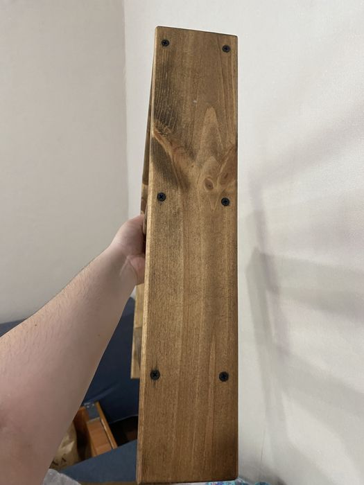 Продам деревянную полку