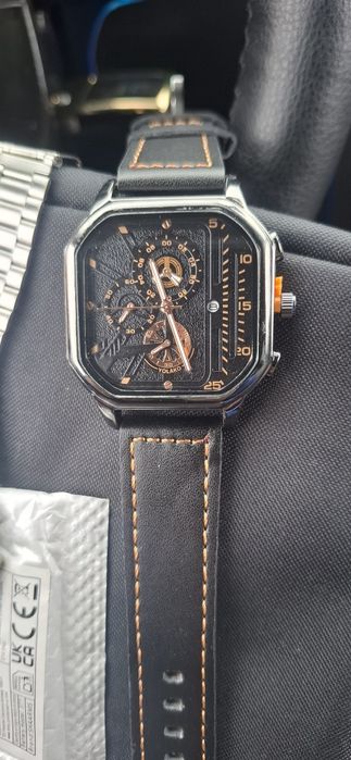 Поставка за чаша