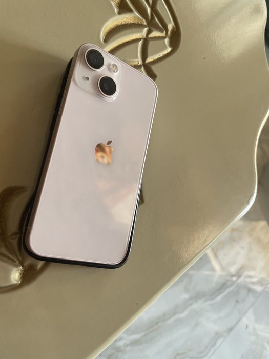 Vand iphone 13 mini ca si nou