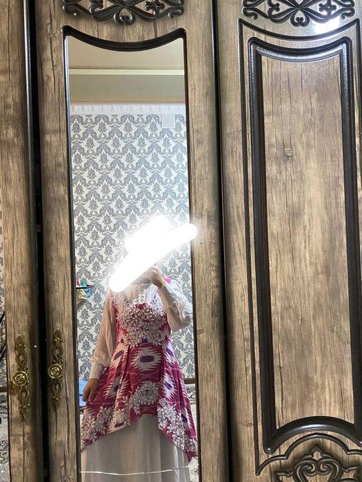 Ayollar liboslari va kelin sarpolari