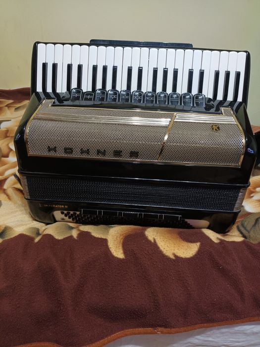 Acordeon Hohner Imperiator 4