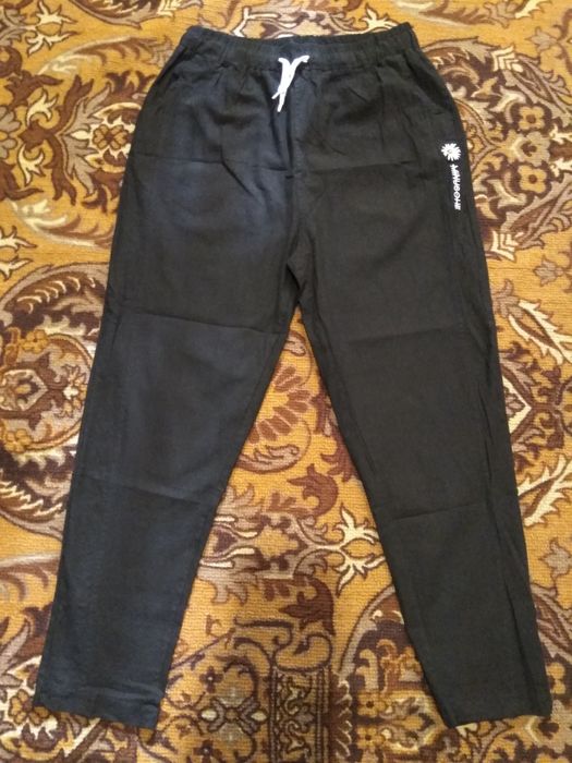 Джинсы белые,чёрные р.48,новые.