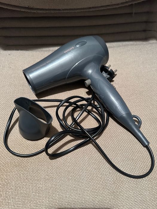 Uscător de păr Philips 2000W