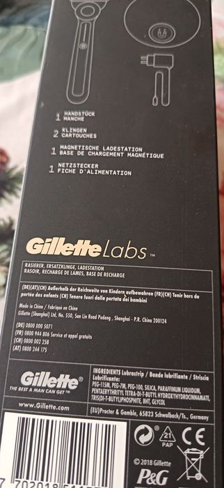 Gillette labs heated razor