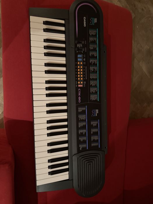 Vand orga Casio CTK-80 cu stativ