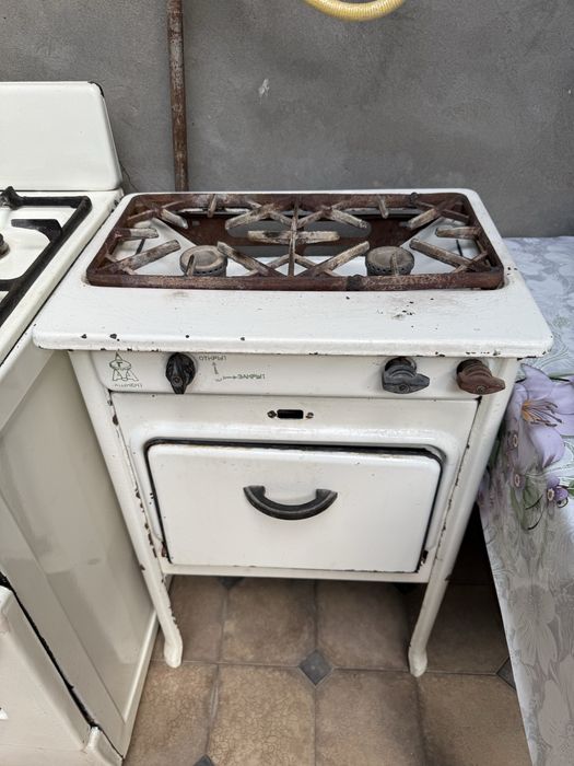 Газовая плита, продаётся