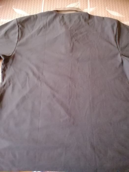 Мъжка сива тениска с яка!