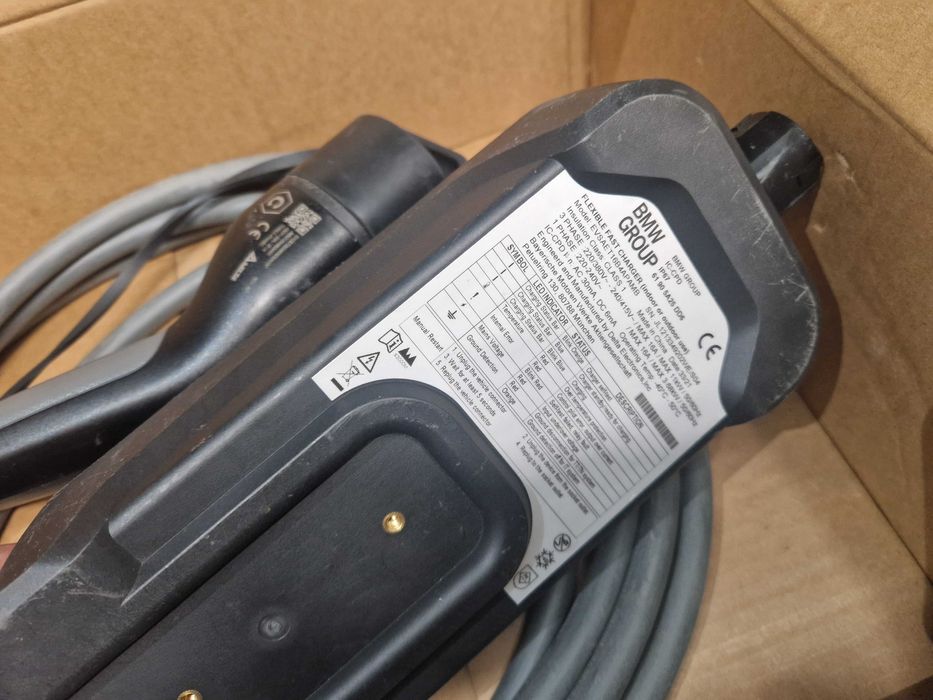 ОРИГИНАЛНА зарядна станция BMW Flexible Fast Charger 11kW трифазна