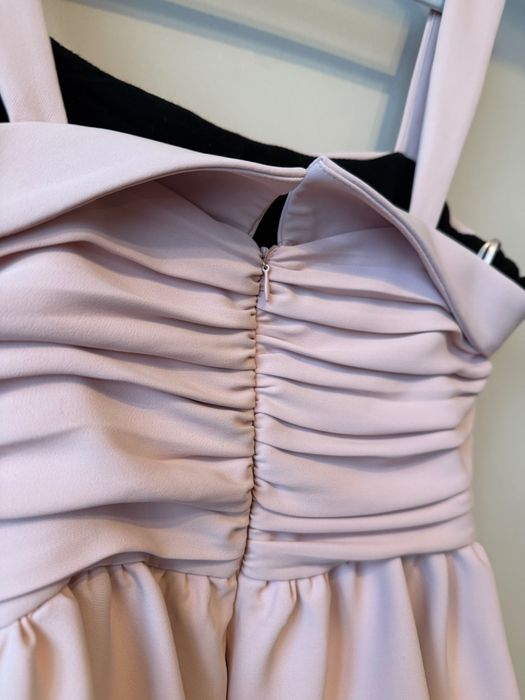 Коктейлна / Ежедневна Рокля