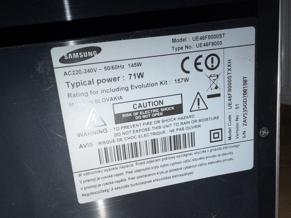 Televizor Smart Samsung 46”(117 cm) Full HD și 3D model UE46F8000