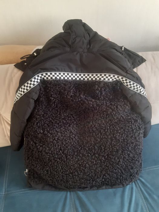 Детский пуховик.