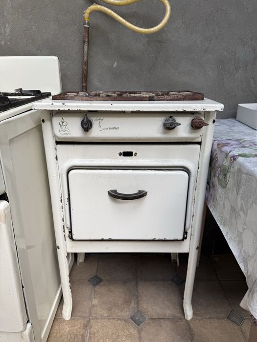 Газовая плита, продаётся