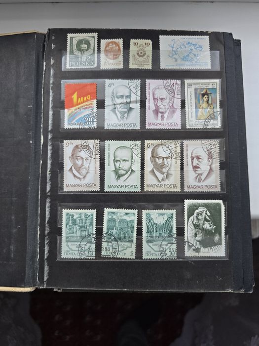 Почта маркилери сатылады