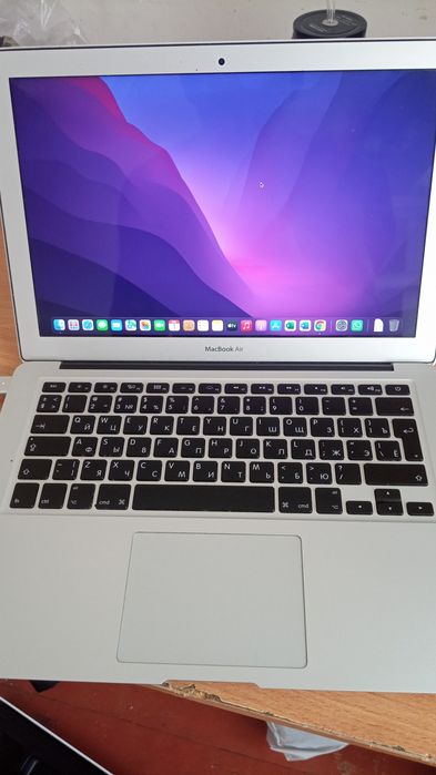 MacBook Air 13" | 2017 |