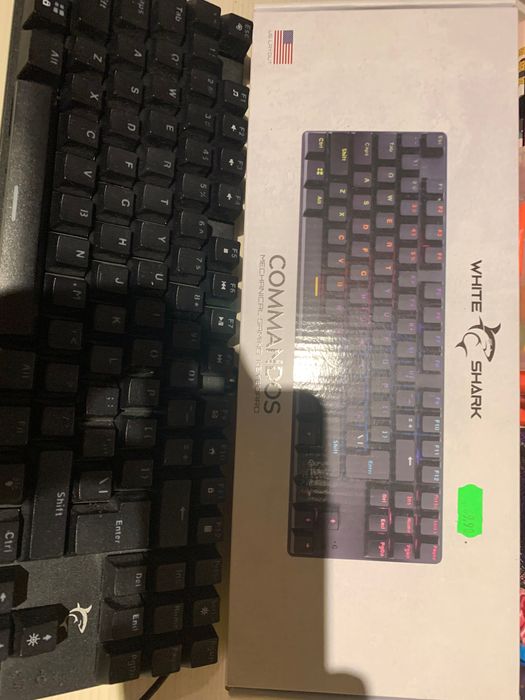 Клавиатура whiteshark и мауспад на canyon