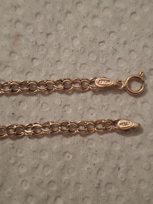 Продам золотую цепочку