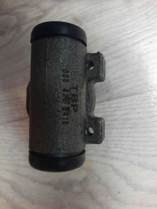 Тормозной цилиндр мерседес 207-410