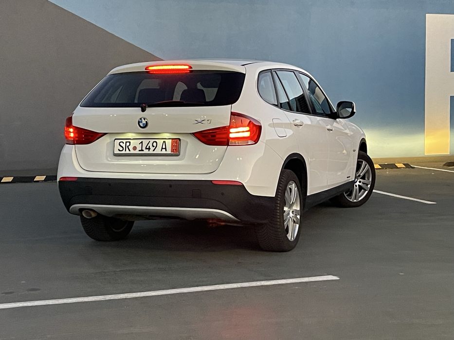 BMW X1 2011 — imagine 3