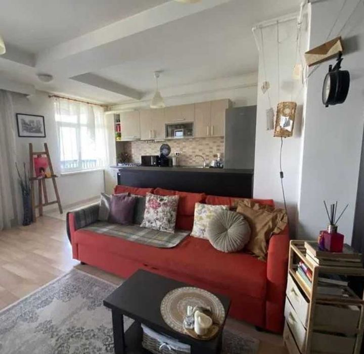 Дава се под наем Двустаен апартамент в Пловдив, Център - 63 кв.м за 290.7 € - Снимка #3