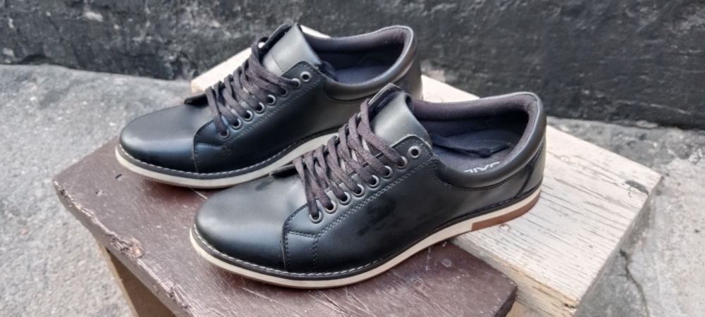 Продам Обувь OXIDE