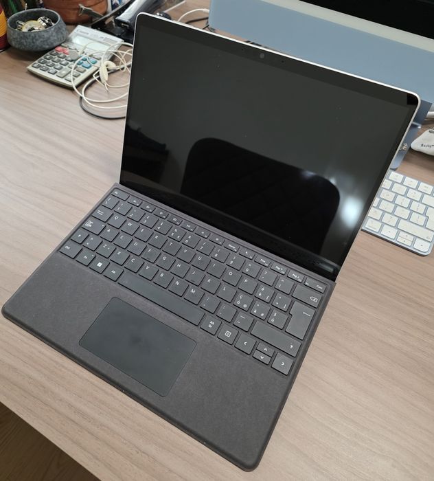 Microsoft Surface Pro 9 Platinum i7 16gb 1TB ca nou+ Tastatura + pen 2