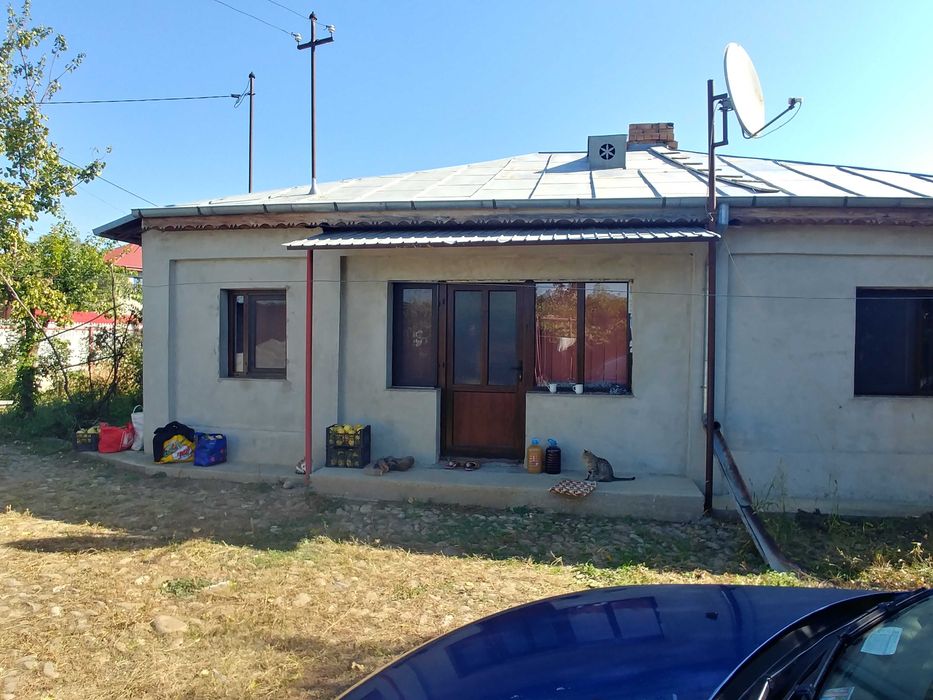 Casa de vanzare la tara, comuna Obrejita/Vrancea