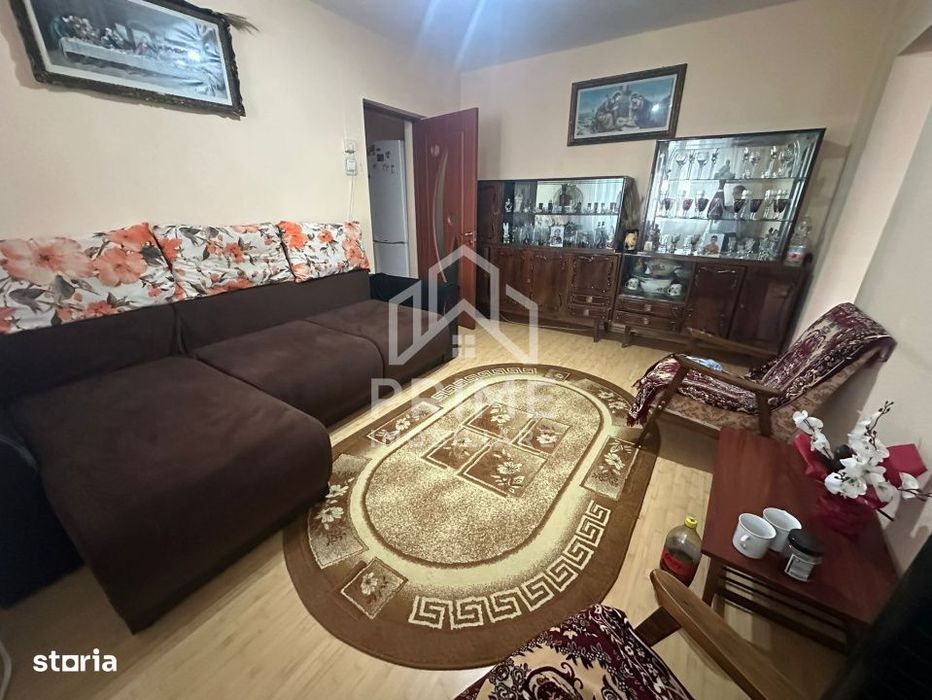 Apartament 3 camere| 51mp| etaj 2| zona Cugir