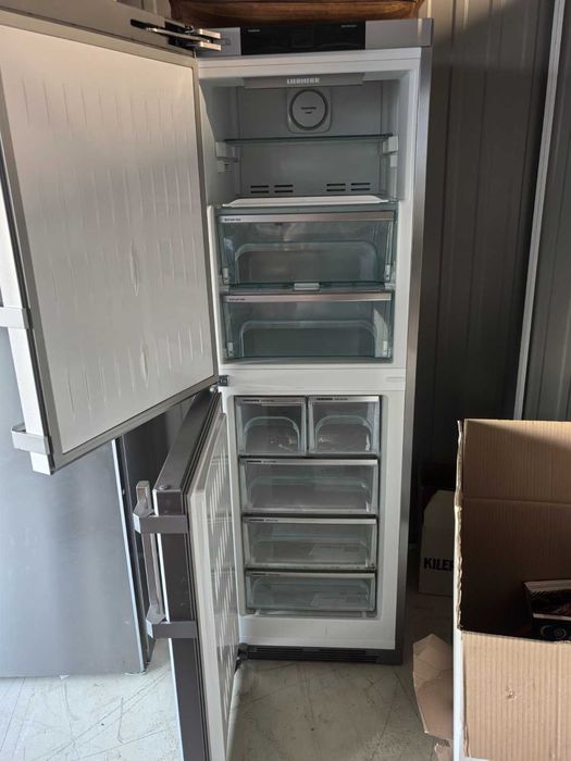 Продавам хладилник и фризер на марката LIEBHERR