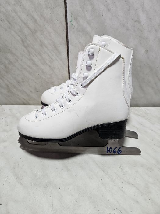 Patine 1066 gheata patinaj artistic American  marime 34   (  22 cm)