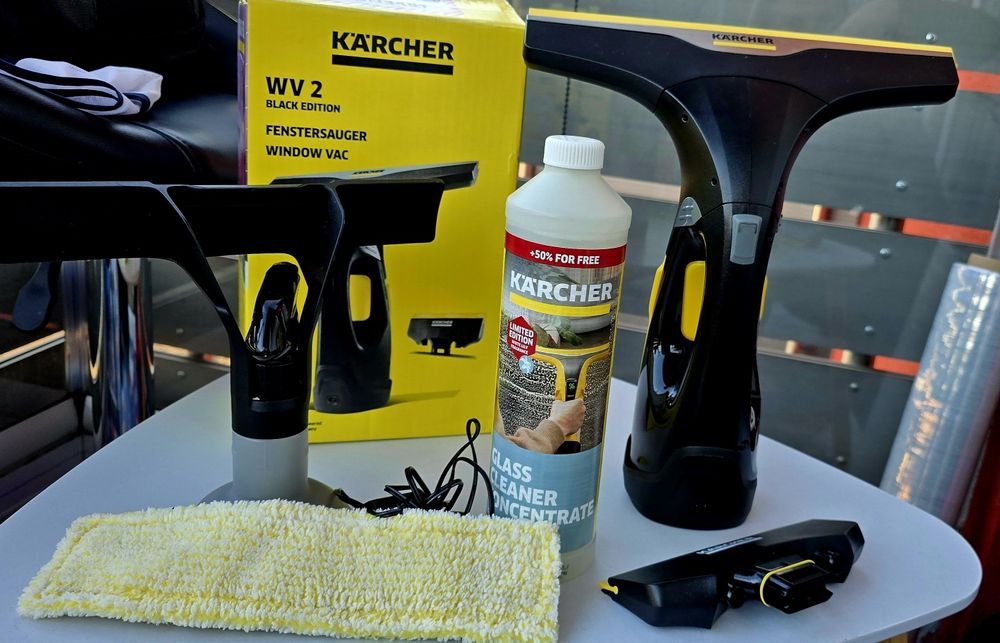 Aspirator de geamuri Karcher WV 2