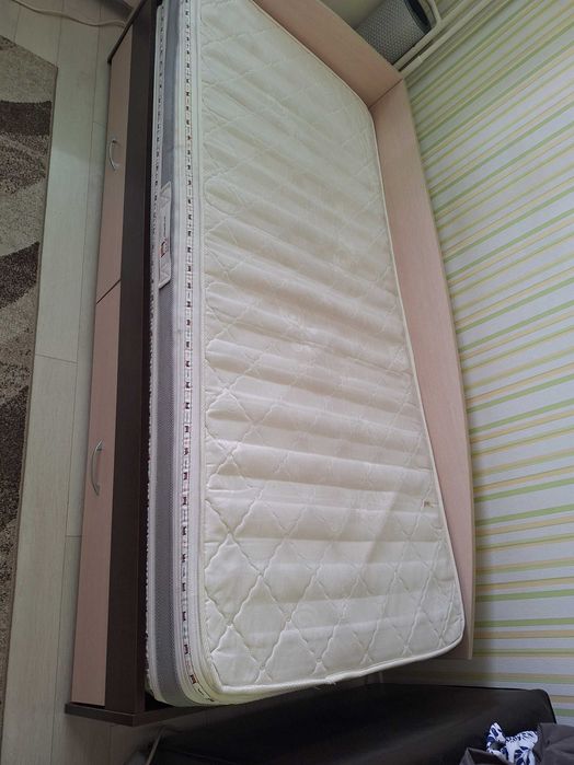 Единично легло 90/200