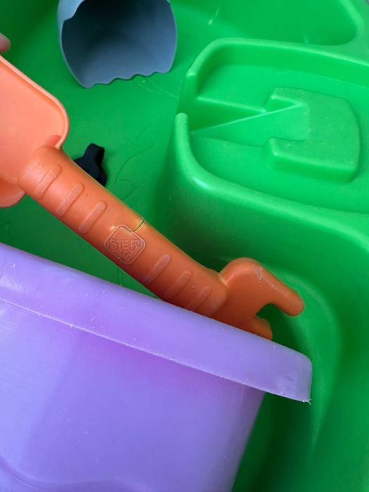 Step2 Splash & Scoop Bay с чадър – водна маса за игра, комплект с аксесоари