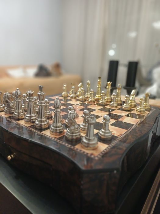 Шахматы продам :)