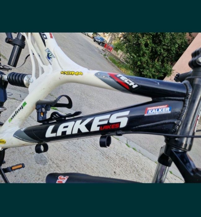 Bicicleta Lakes ca noua