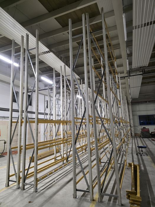 Rafturi metalice montaj gratuit