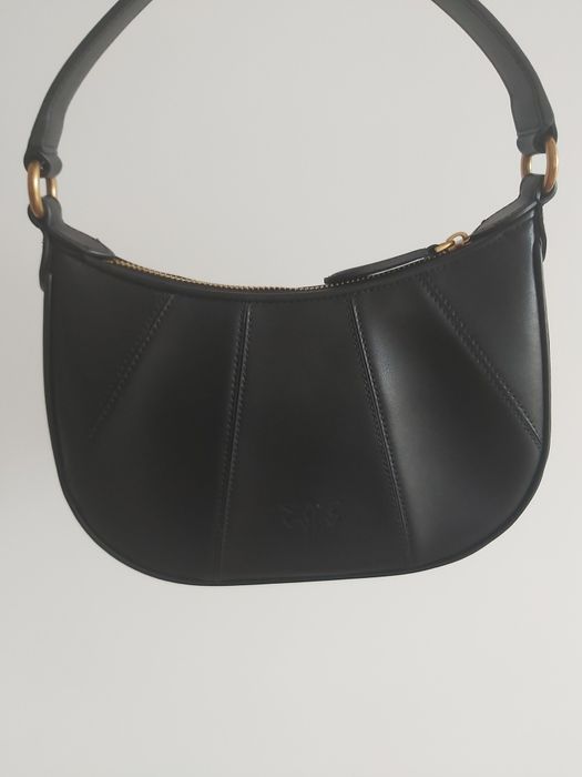Pinko half moon дамска чанта