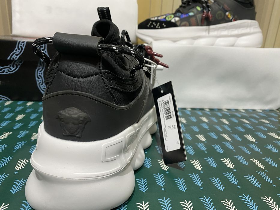 Versace Chain Reaction