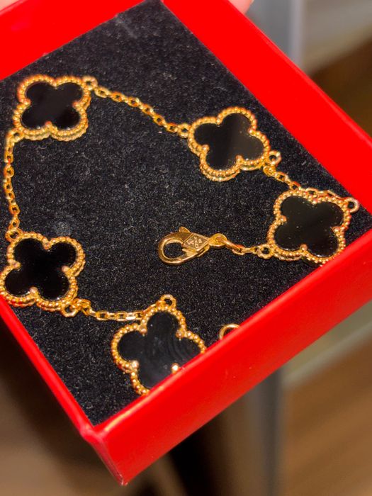 Accesoriu nou nou - Brățară Arpels van cleef