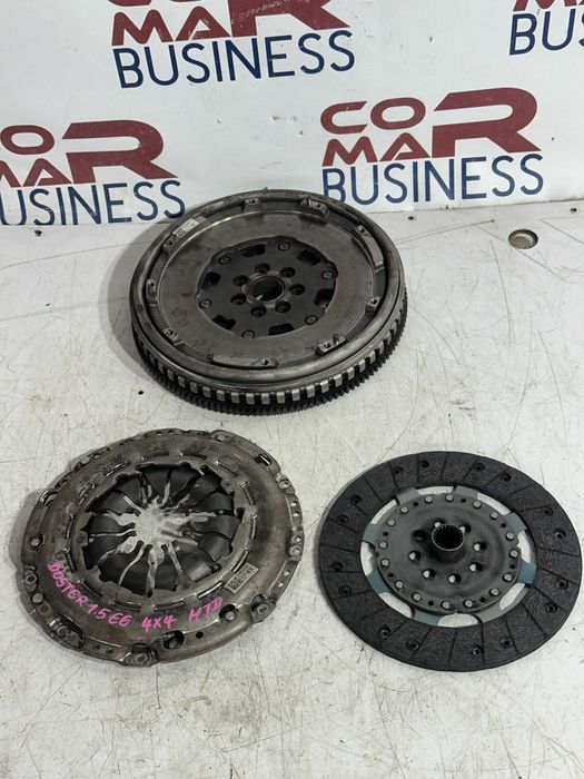 Dezmembrari Kit ambreiaj Dacia Duster motorizare 1,5 euro 6 4x4 cod piesa 302050418R