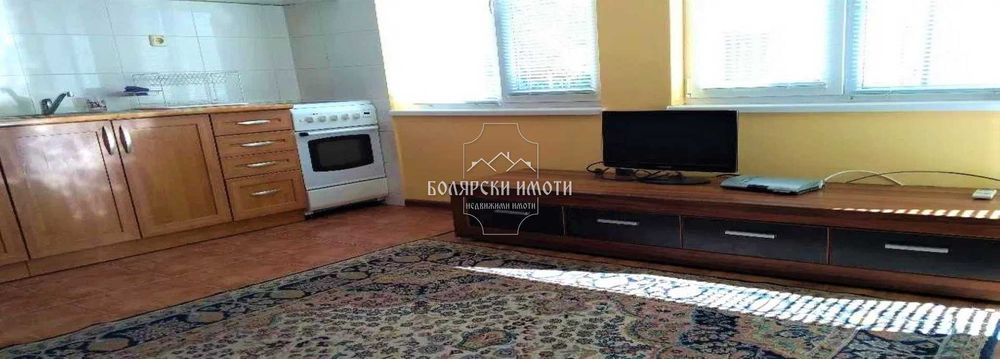 Двустаен апартамент под наем в Идеален център до Кооперативния пазар