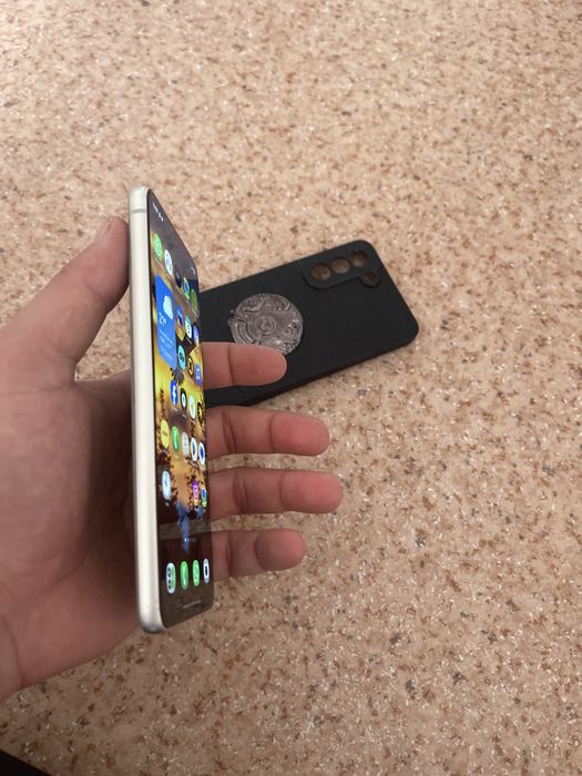Срочно продам galaxy s21 fe