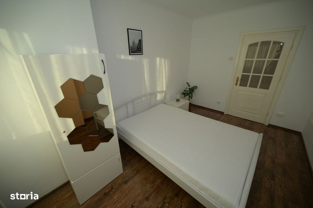 Apartament 4 camere | Decomandat | Loc de Parcare | Faleză Nord