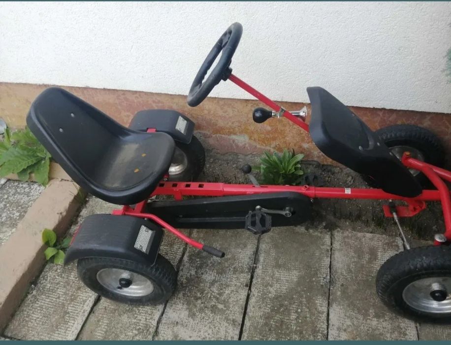 Kart cu 2 scaune pentru adulți și copii în stare buna