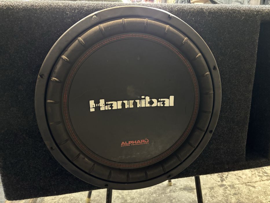 Продам сабвуфер.