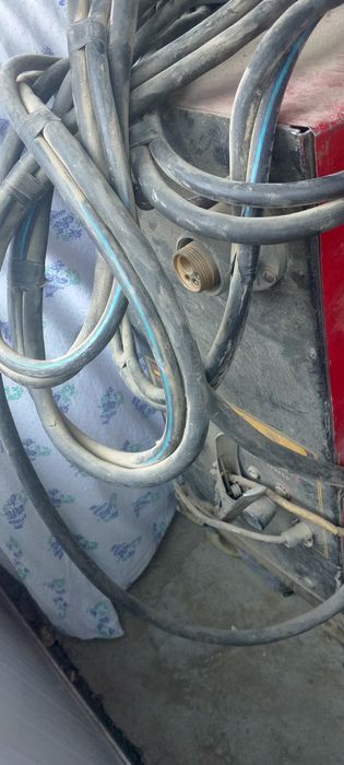 Svarka aparat sotiladi 380