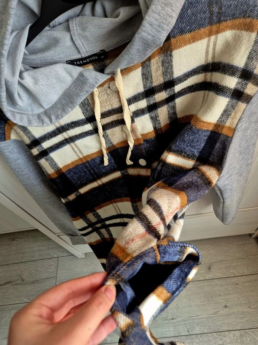 Camasa dama cu gluga