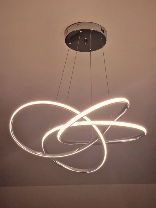 Lustra led (lumina calda)