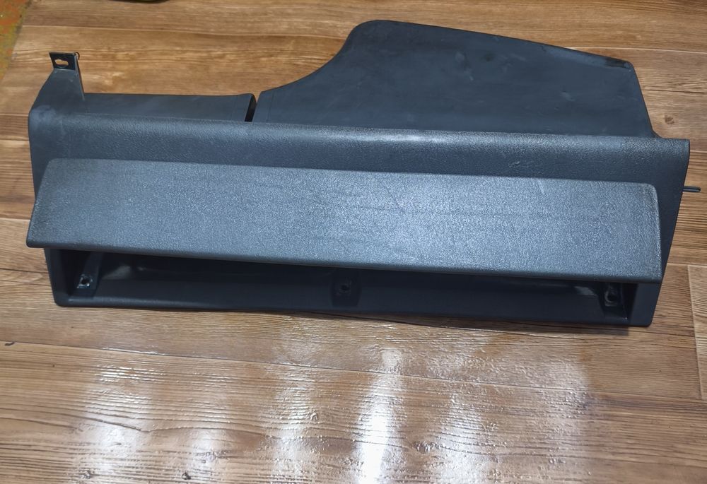 Перчаточный ящик пассат б3 со шторкой